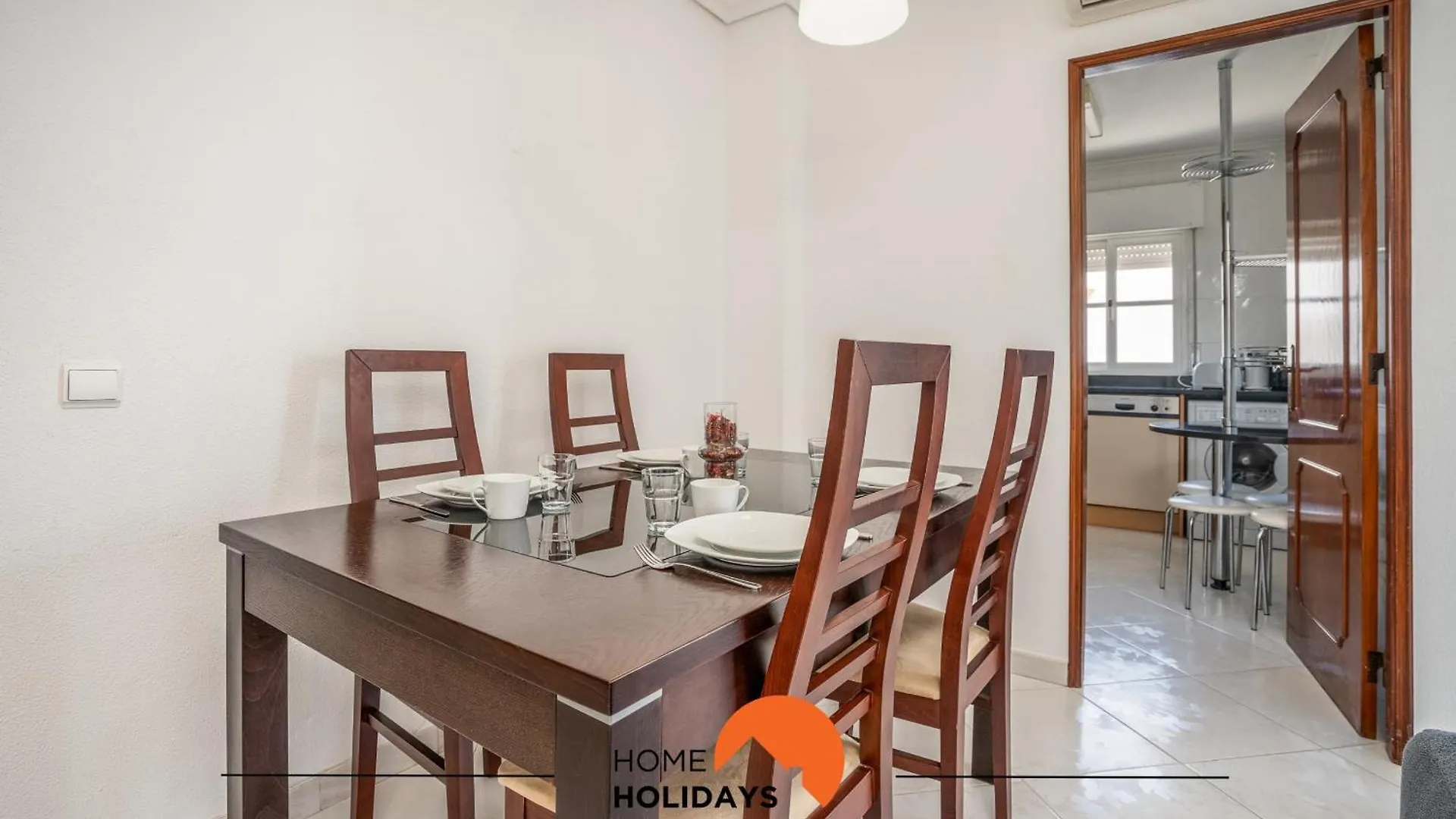 #075 T1 Solar By Home Holidays contacts